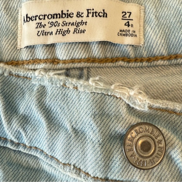 Abercrombie & Fitch "The '90s Straight Ultra High Rise" Denim Jeans US27 - Picture 9 of 9